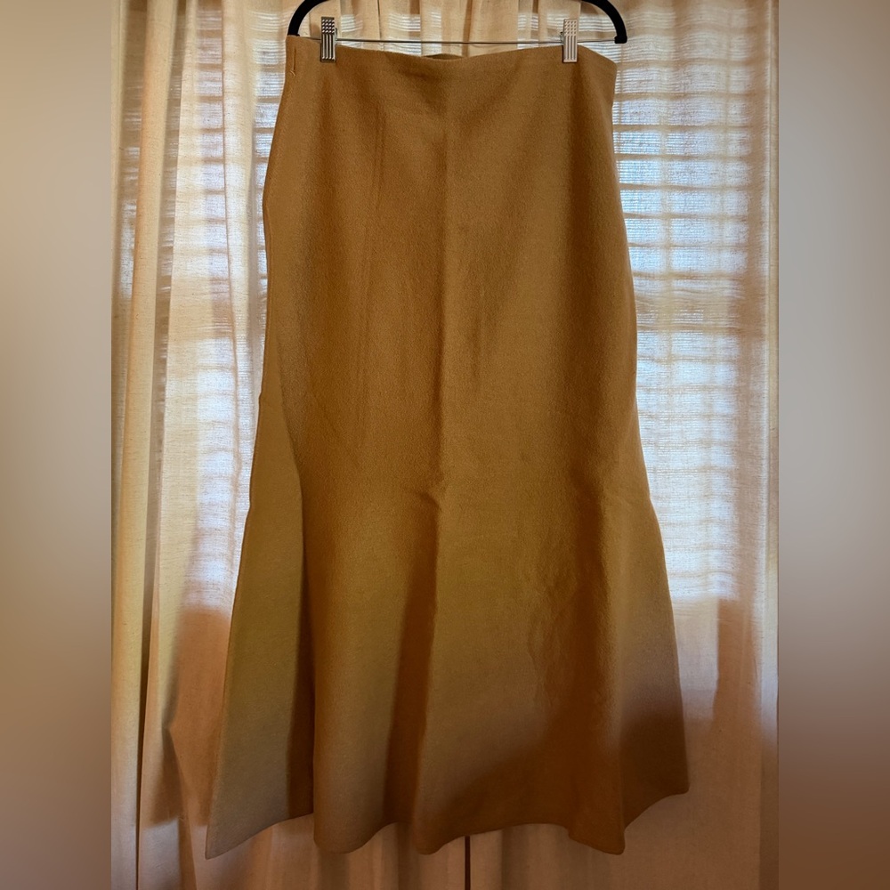 COS Tan Maxi Skirt 100% wool 🐑